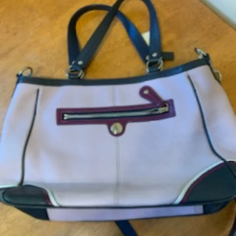 COACH LAURA LEATHER SPECTATOR TOTE BAG F1020 · Style # F15149 ·